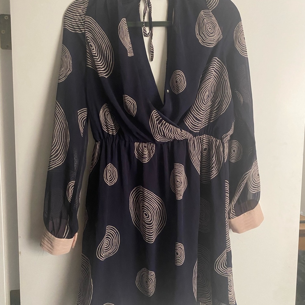 Elegant Navy and Pink Patterned Mini Dress